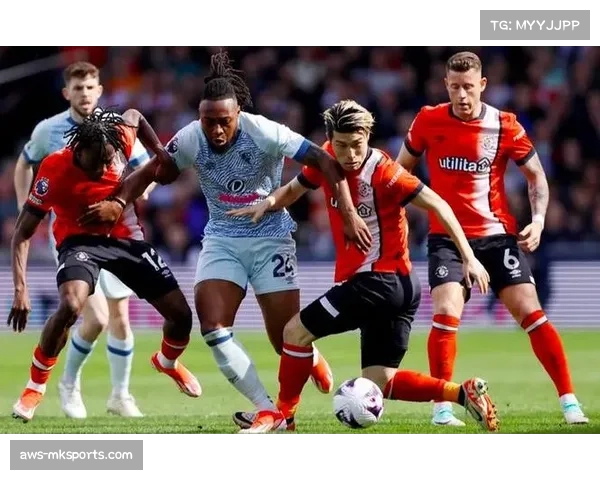 英超积分榜前四竞争白热化 阿森纳领跑曼城紧追不舍